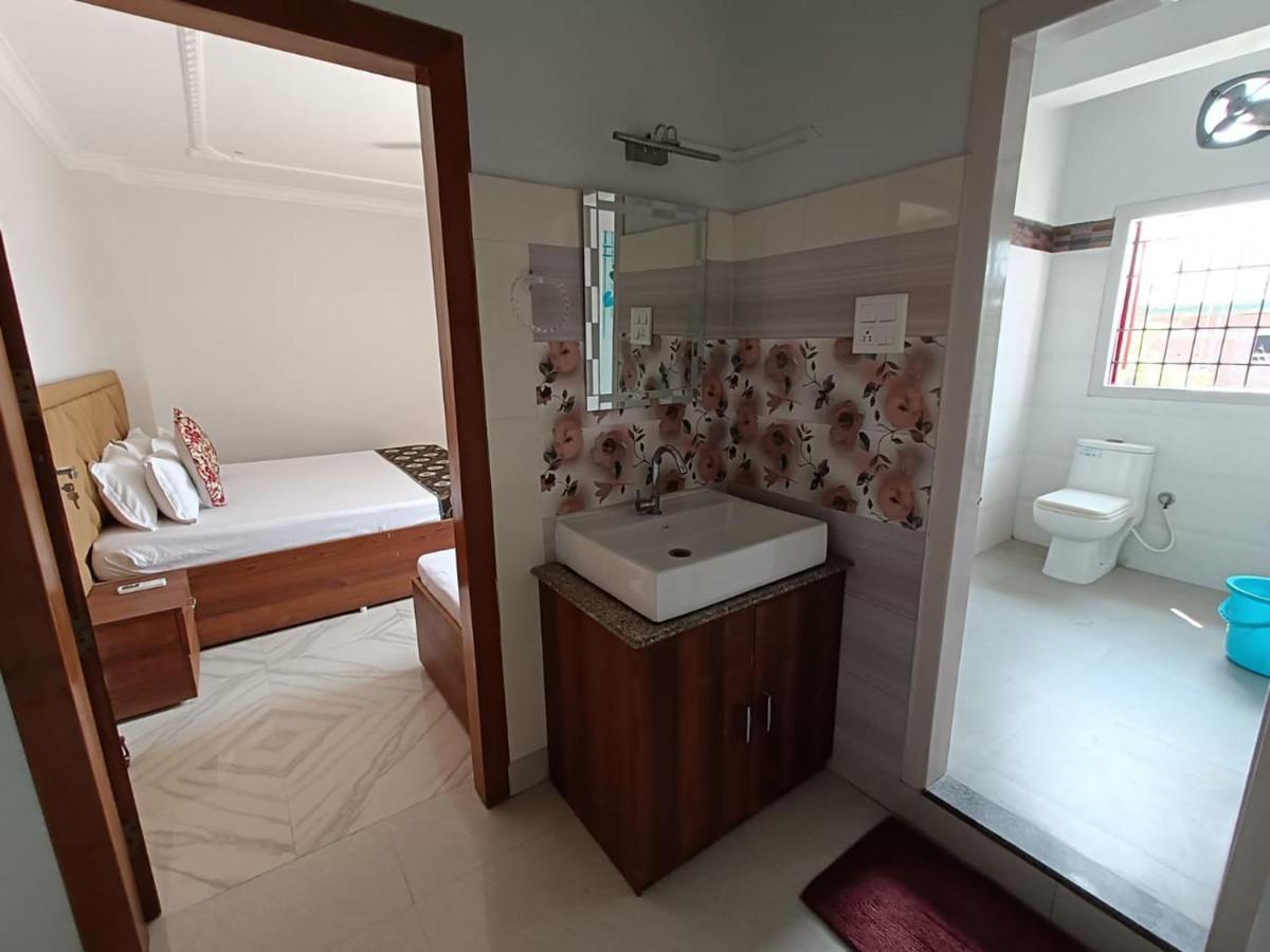 Mi Casa Homestay Guwahati Eksteriør bilde